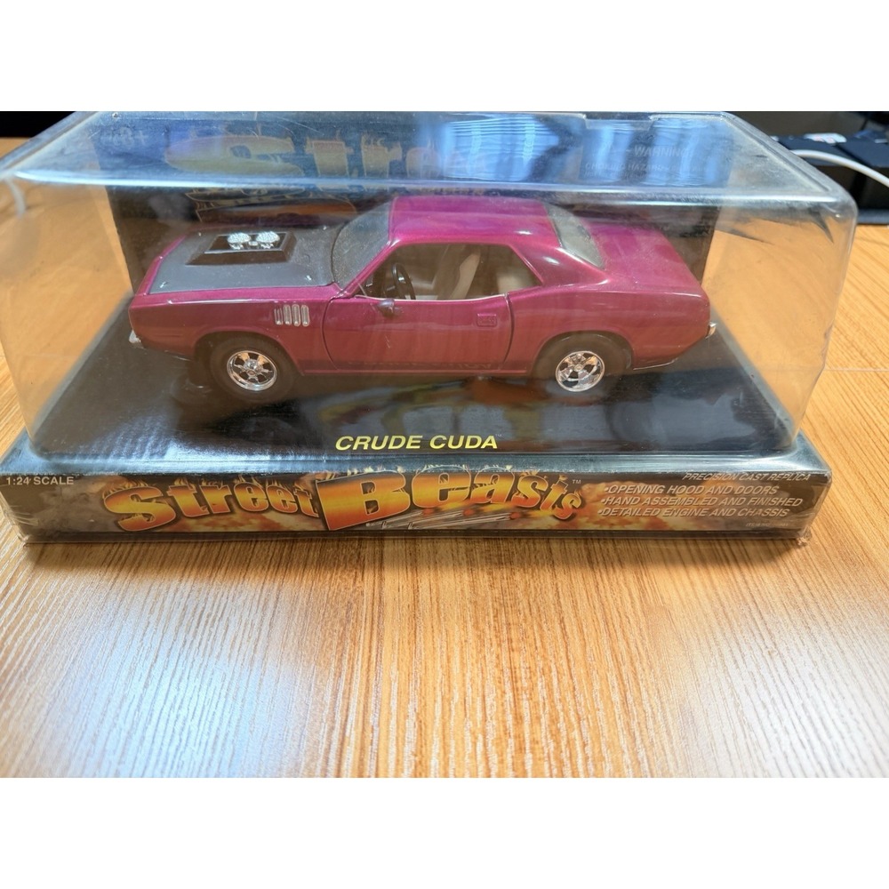Street Beasts Crude Cuda 1:24 Diecast Classic Metal Works Plymouth Open Box